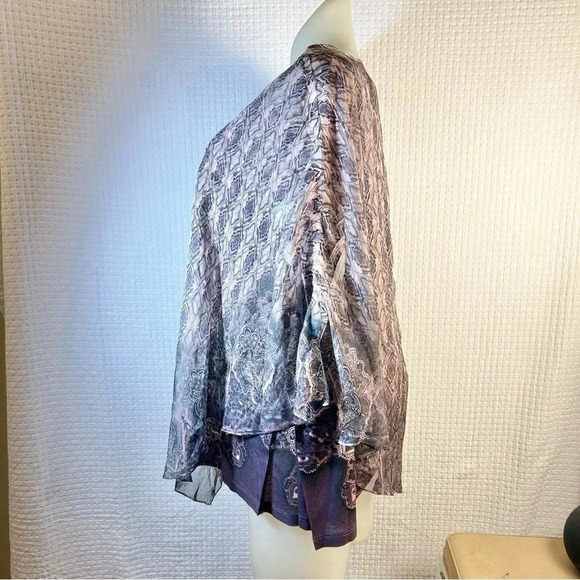 One World Plus Sz 1X Printed Long Sleeve Top w/ Chiffon Embellish Poncho Purple - Picture 5 of 14